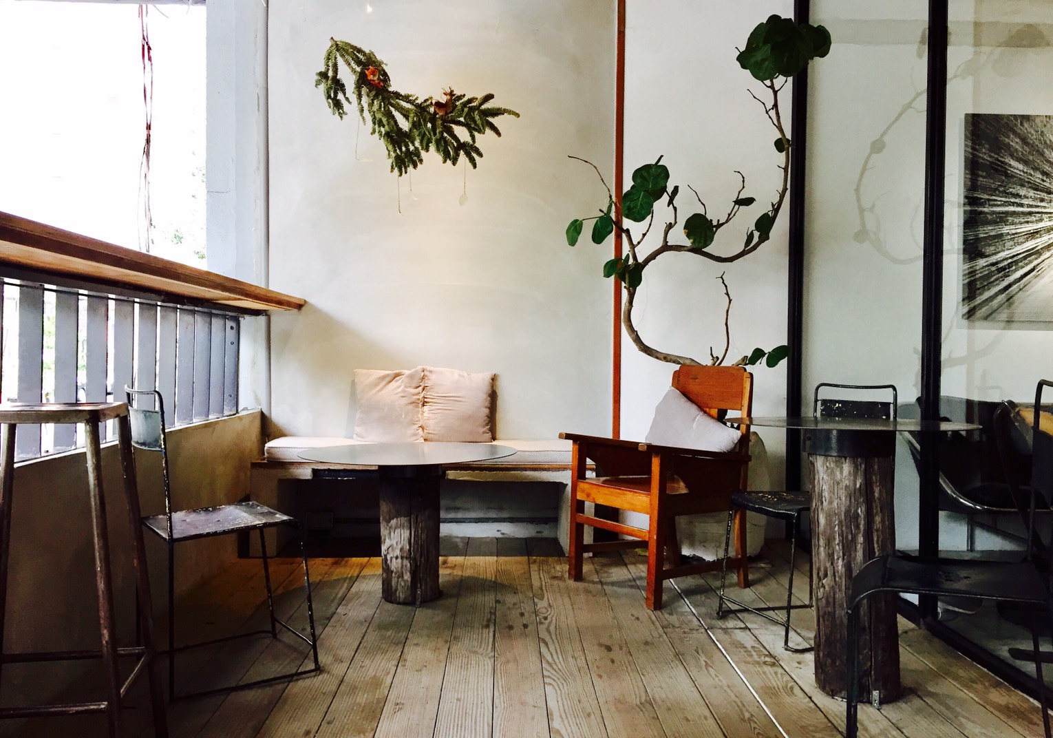 INFINITY .Yes Lounge